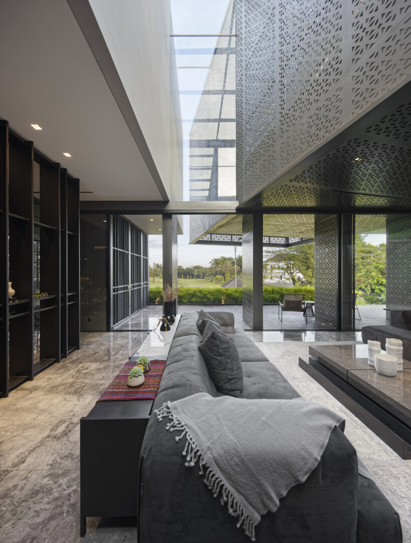 GOLFFN HOUSE - Image 11