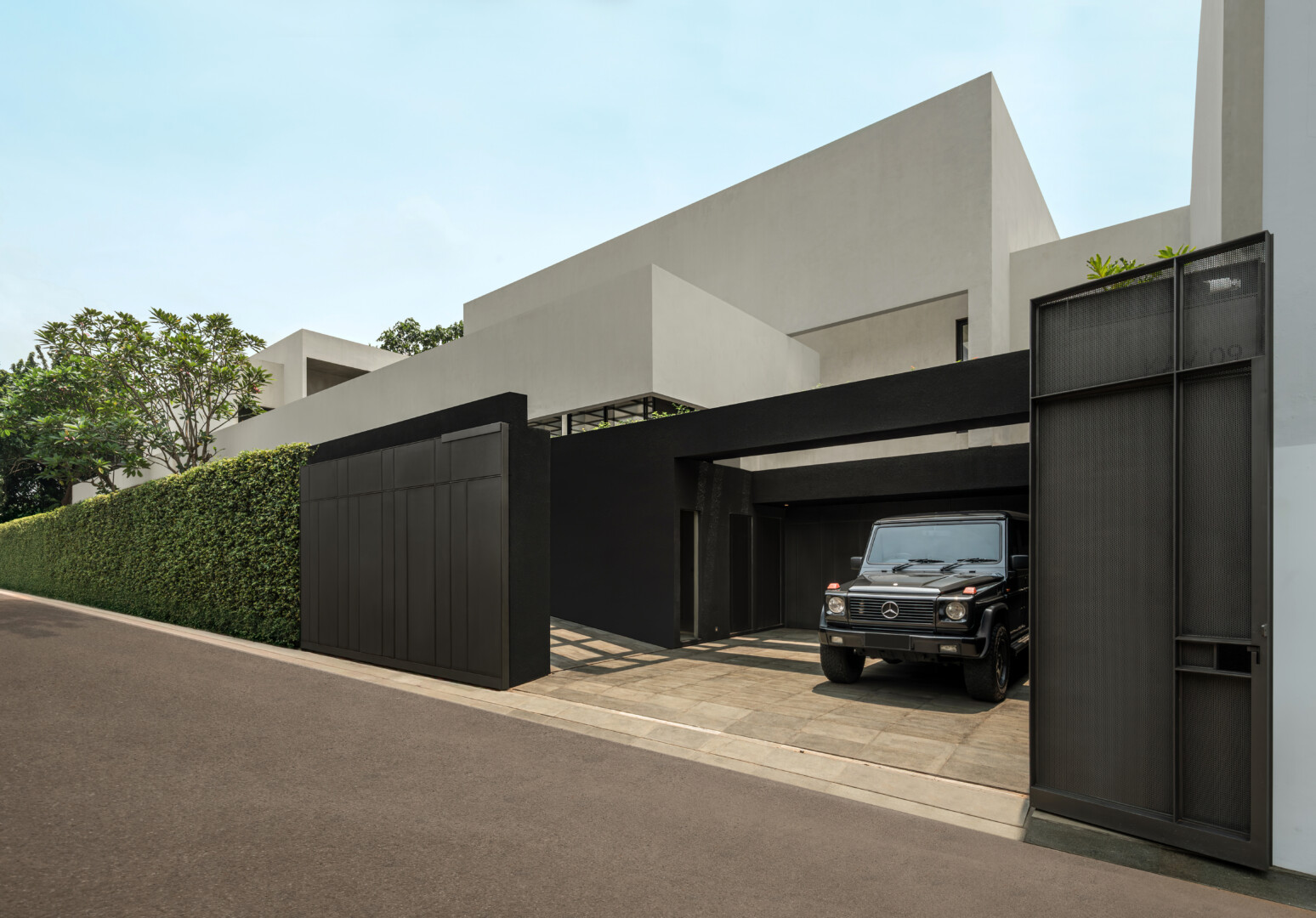 COFFER HOUSE - Image 2