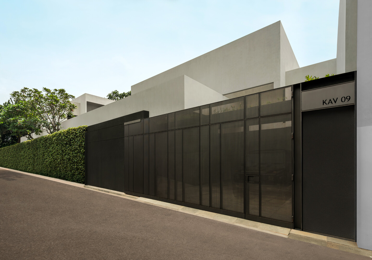 COFFER HOUSE - Image 1