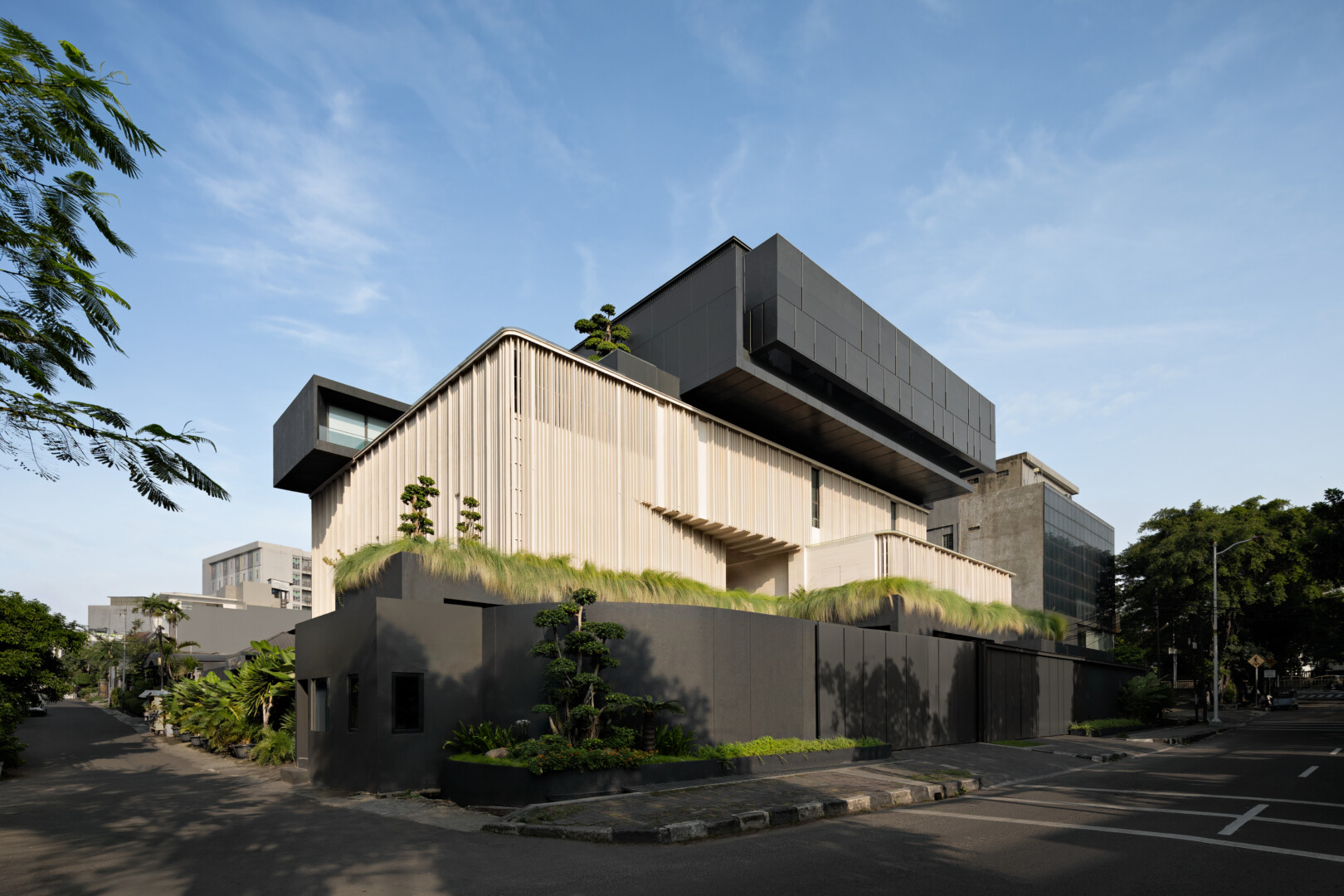 CMM (H)OFFICE - Image 2