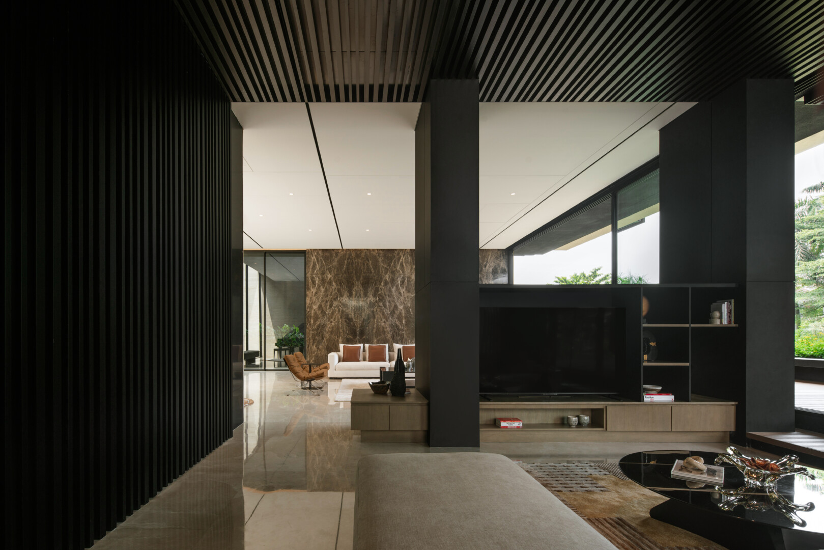XYZ HOUSE - Image 13