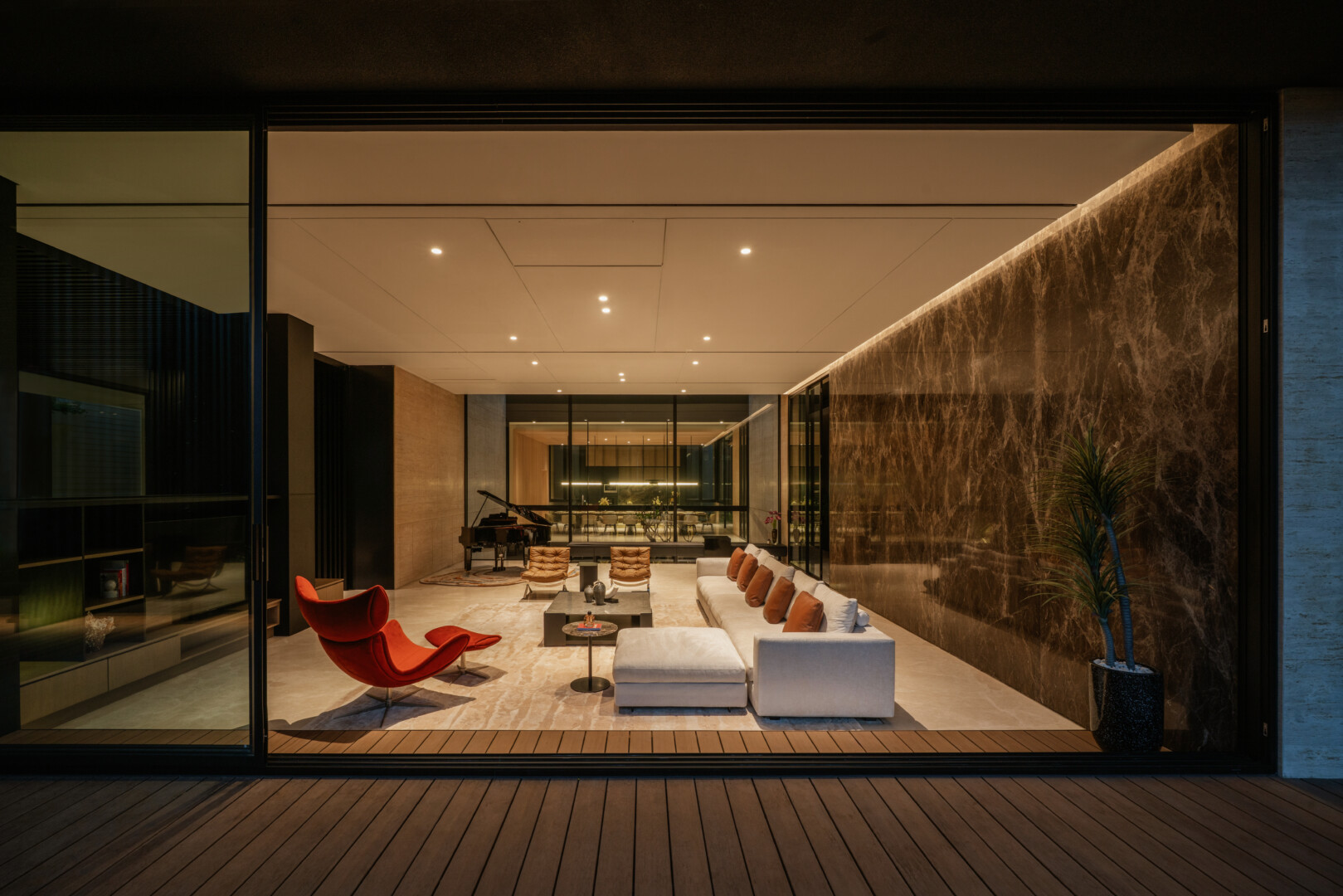 XYZ HOUSE - Image 18